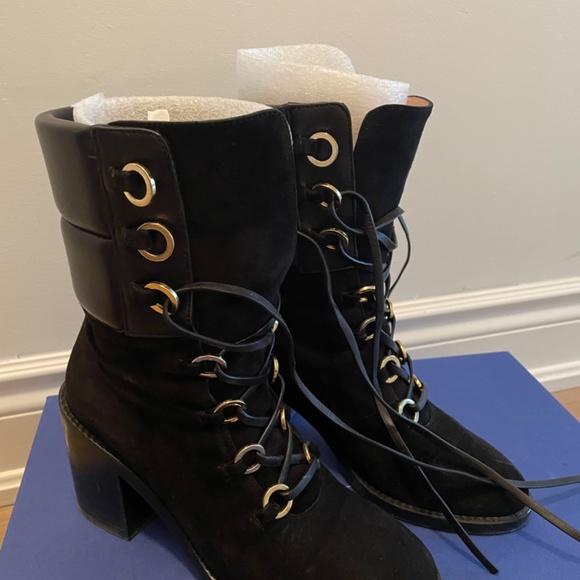 Boots - Picture 2 of 3